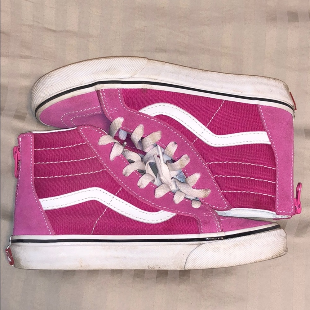 Girls 2.5 pink High top Vans